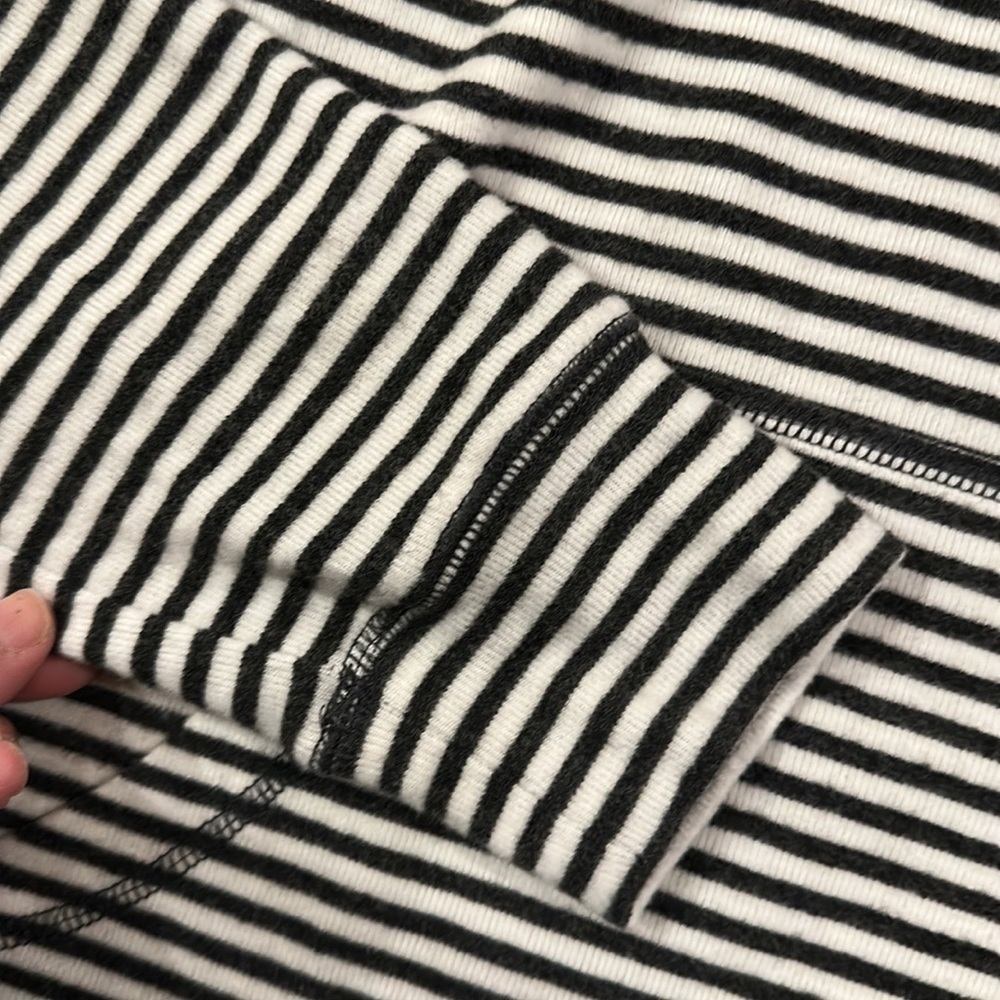 Z Supply The Striped Soft Spun Knit Hoodie Size Small - Picture 6 of 9